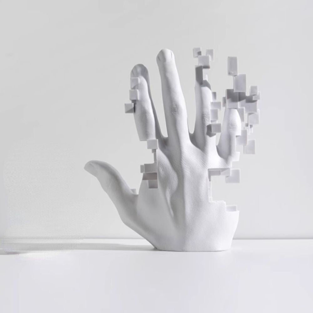 Seltyn – Pixel Hand Digital Sculpture