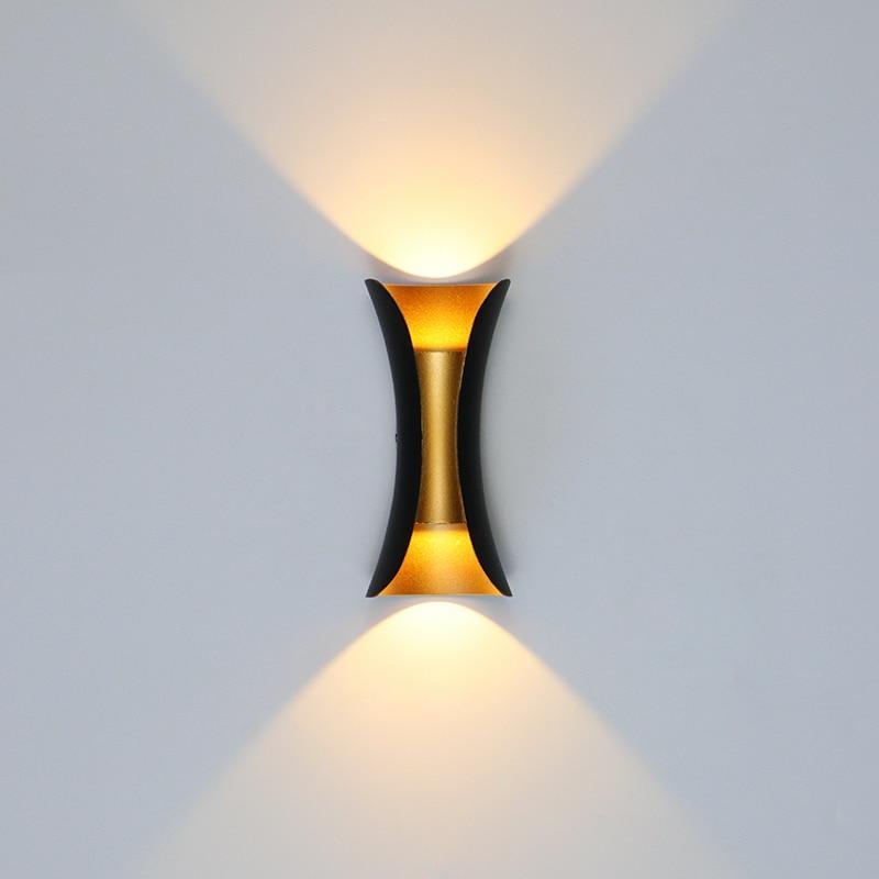 Luna - Premium Outdoor Wall Lamp