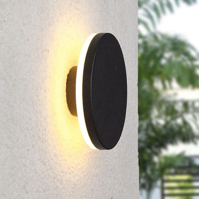 Arden - Stylish and Durable Outdoor Wall Lamp