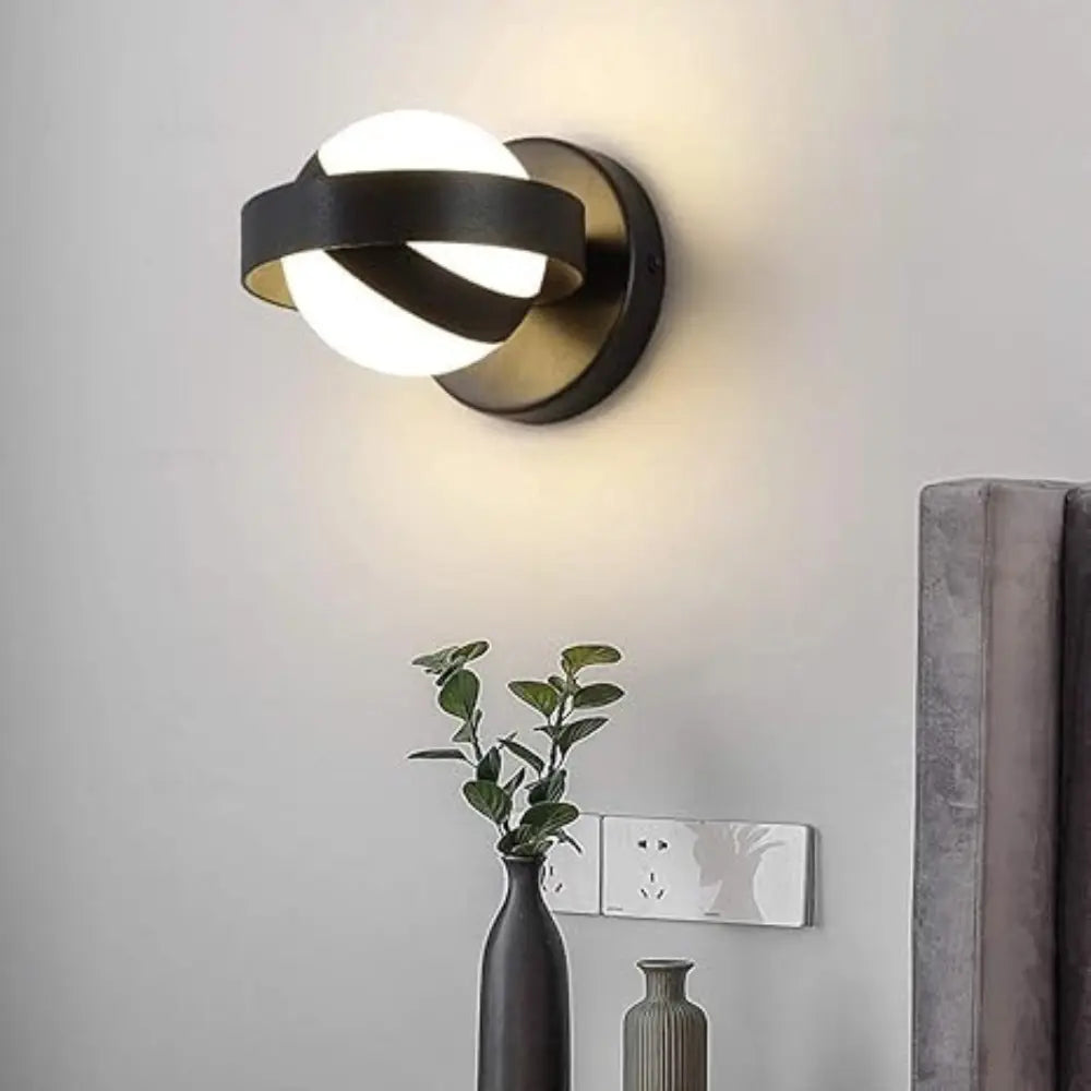 MoonGlow | Modern Wall Lamp with Timeless Elegance