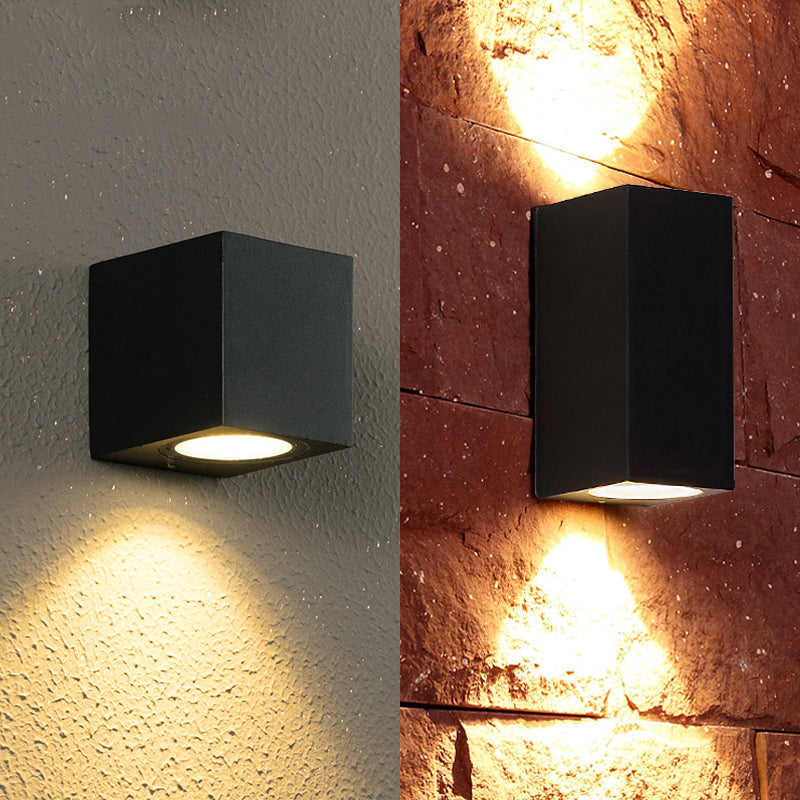 Vega - Modern Outdoor Wall Lamp