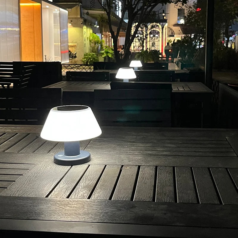 SOLARI LAMP - Eco-Friendly Solar Table Lamp for Sustainable Elegance