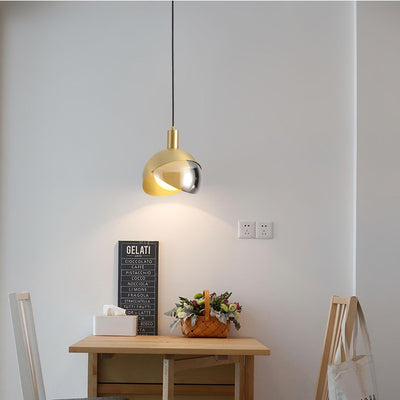 LumiFlex - Sleek Metal and Glass Pendant Light