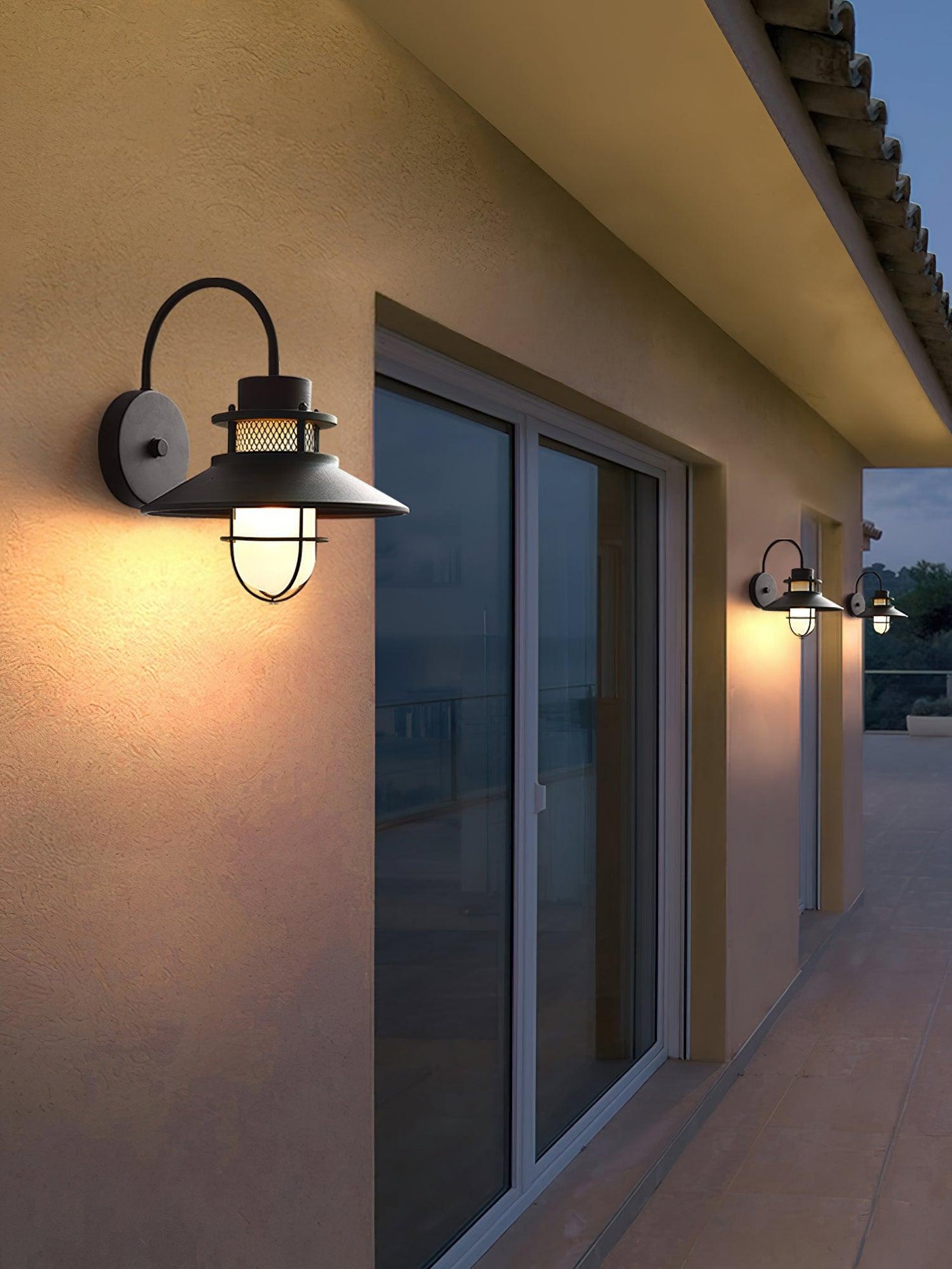 LUXORA - Elegant Outdoor Lamp for Stylish Spaces