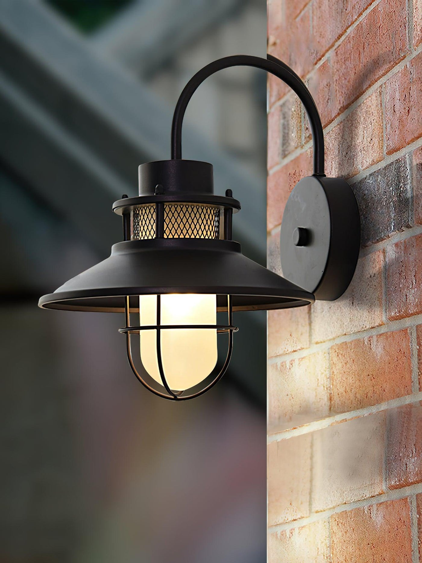 LUXORA - Elegant Outdoor Lamp for Stylish Spaces