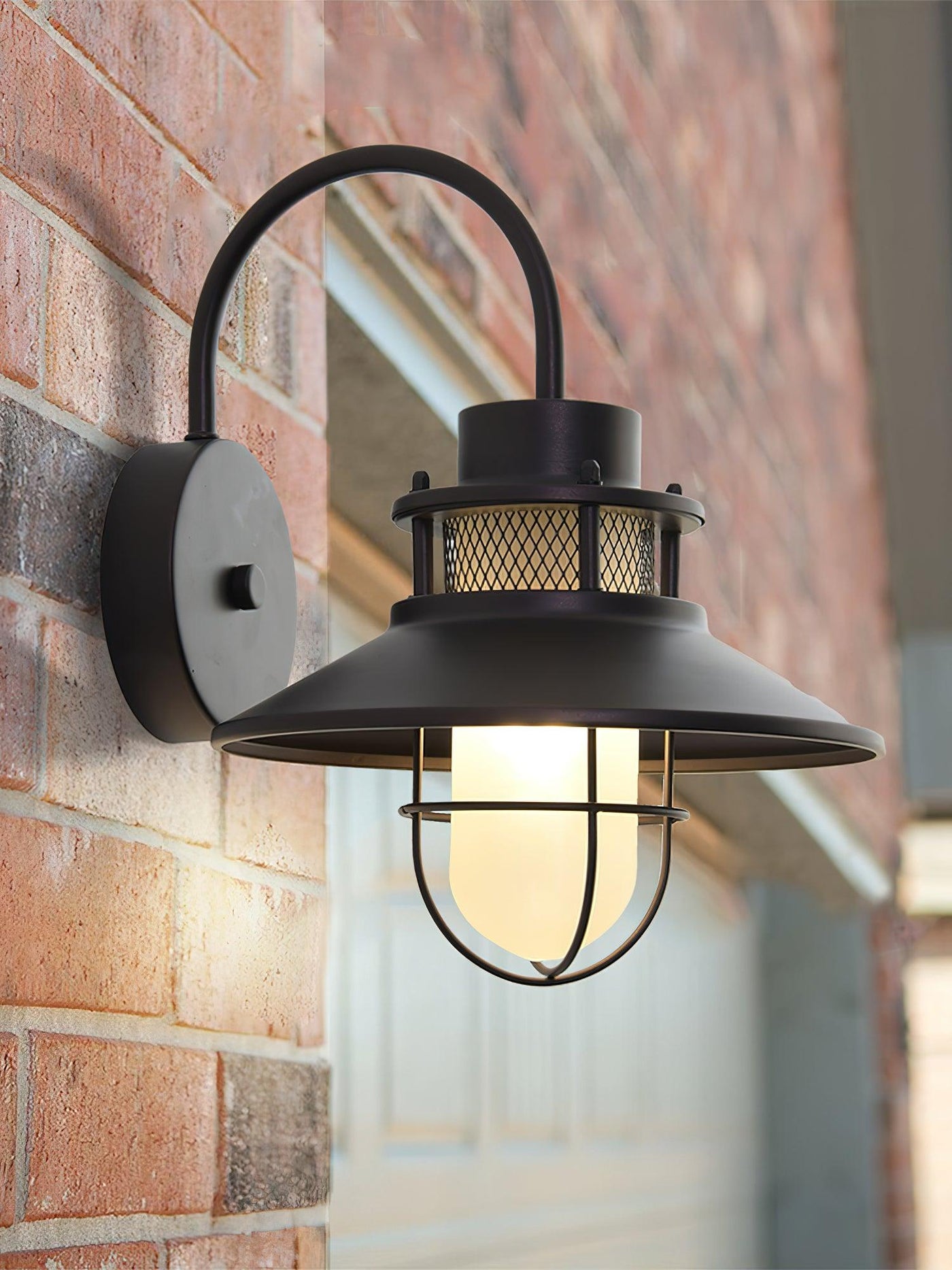 LUXORA - Elegant Outdoor Lamp for Stylish Spaces