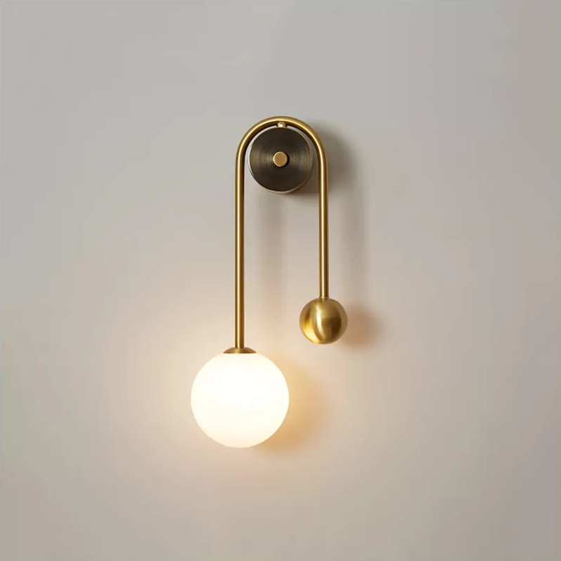 Seltyn AuraGlow Wall Sconce – Nordic Gold Elegance