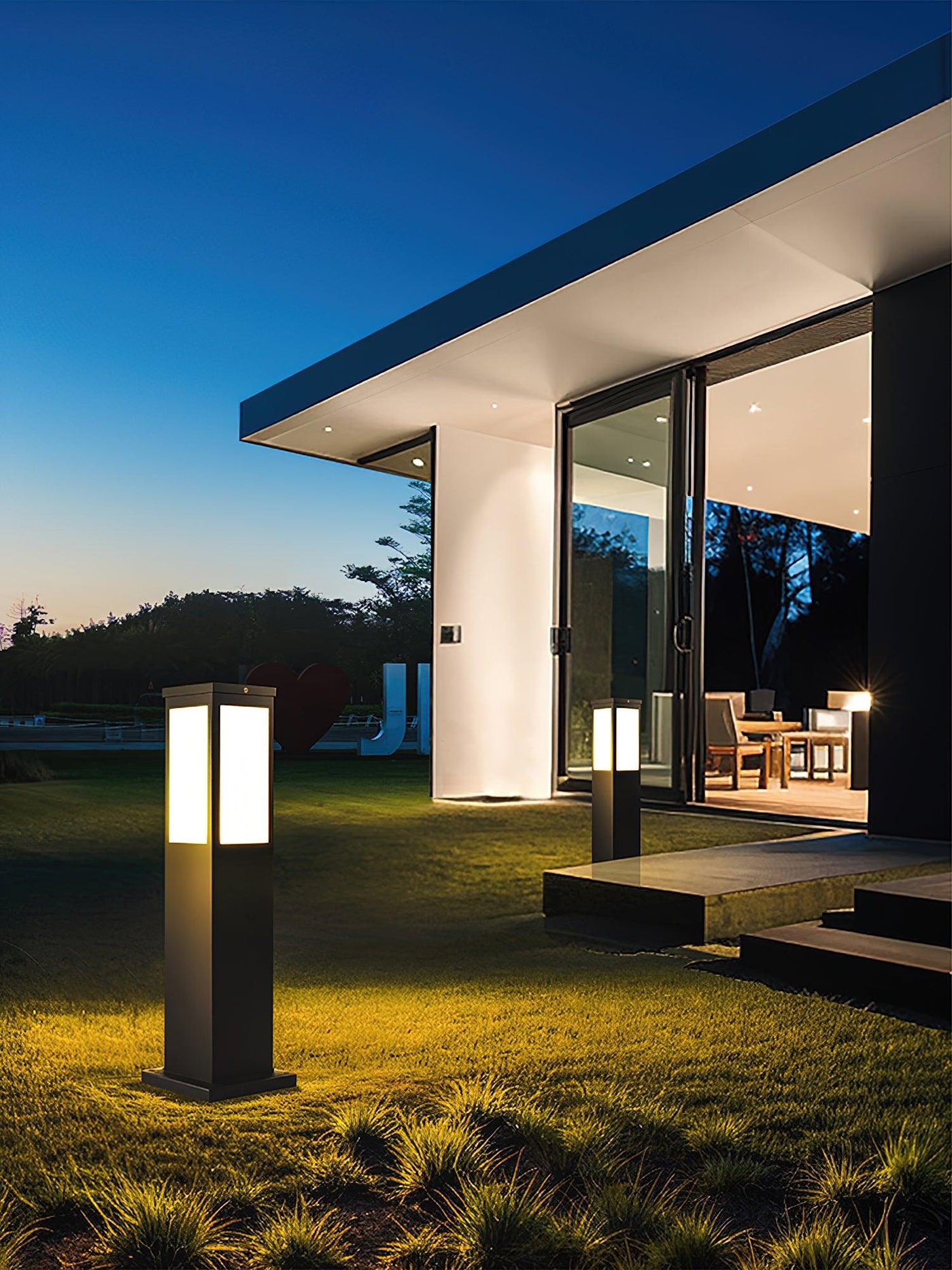 LUMINA ARCH - Sleek Outdoor Bollard Light for Modern Spaces