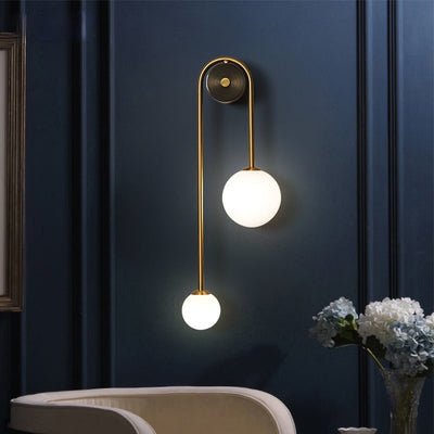 Seltyn AuraGlow Wall Sconce – Nordic Gold Elegance