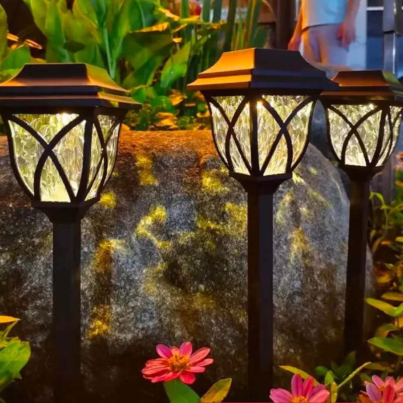 SOLALUX - Solar-Powered Garden Path Lights (Set of 2-10)