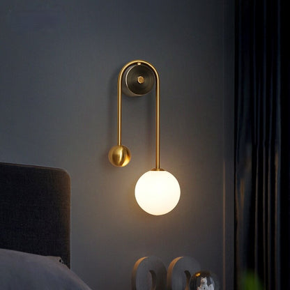 Seltyn AuraGlow Wall Sconce – Nordic Gold Elegance