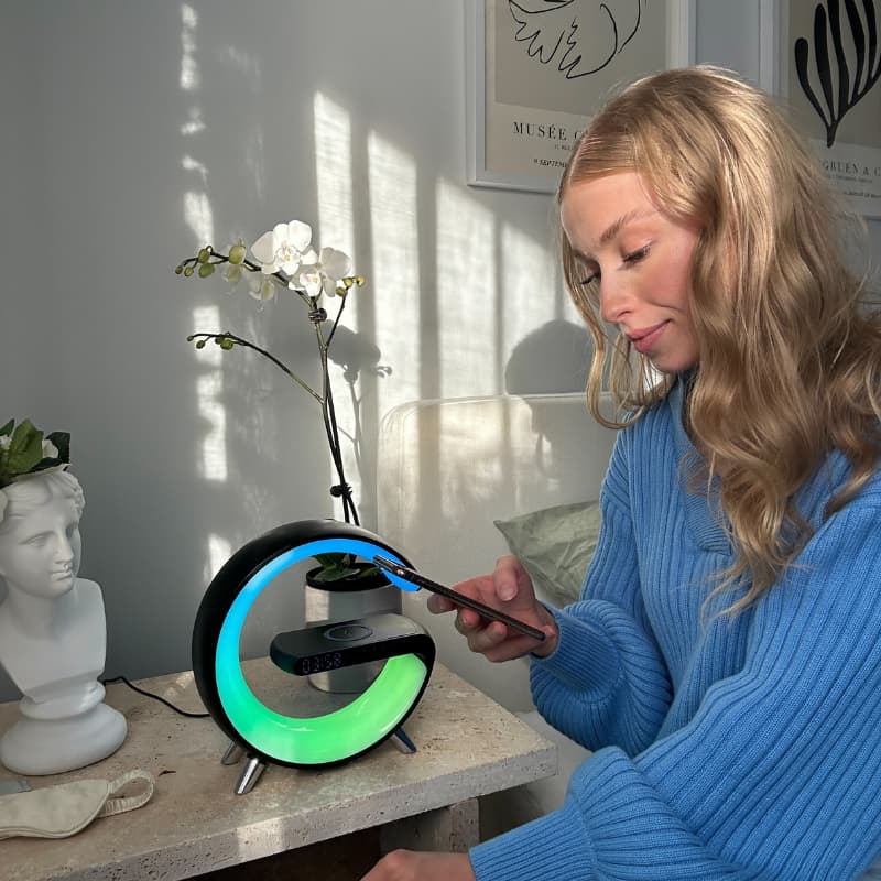 Smart alarm – Wireless Charging Alarm Clock