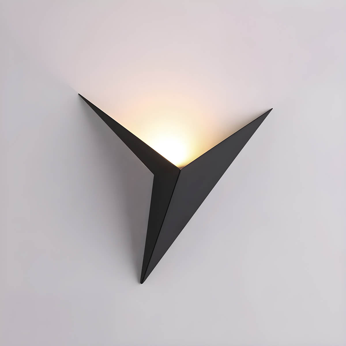 LUMINA – Modern Wall-Mounted Lamp