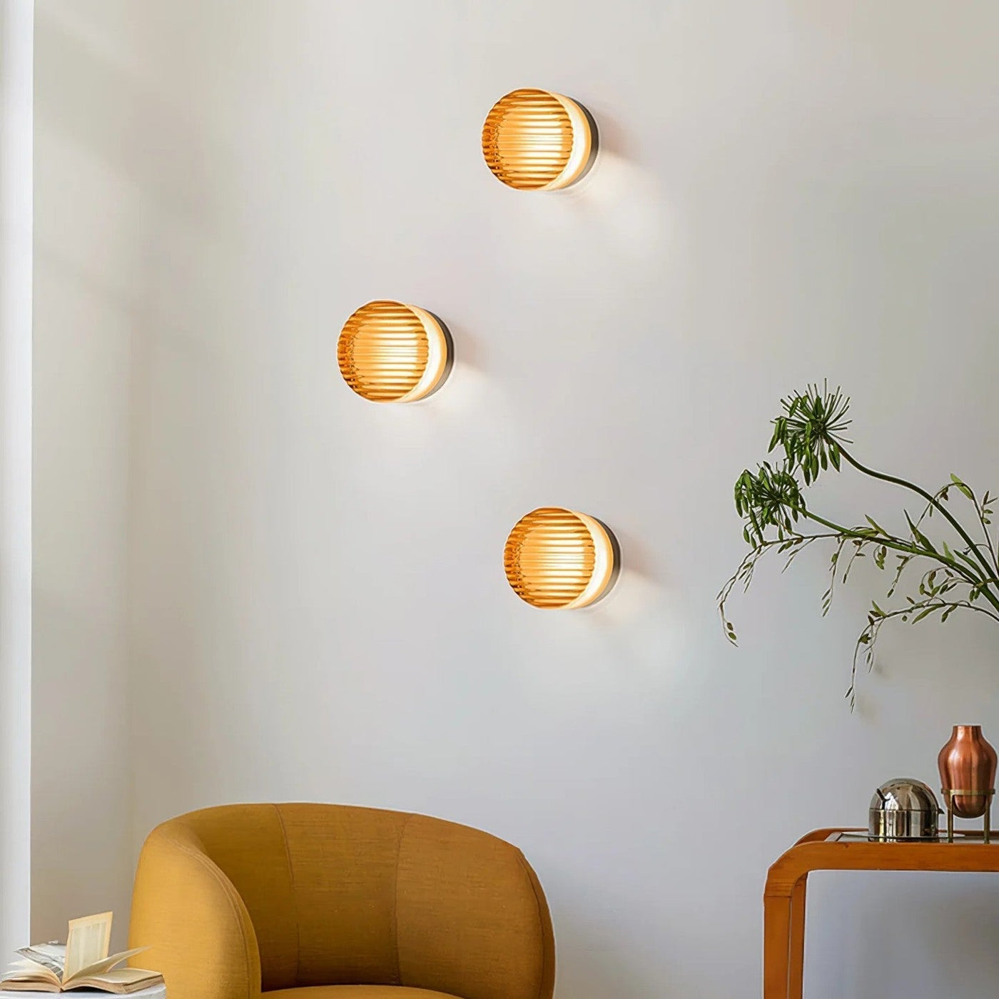 LUMIGLO - Modern and Elegant Wall Lamp for Every Interior