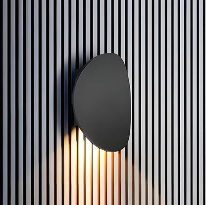 ECLIPSE – Modern Wall-Mounted Lamp