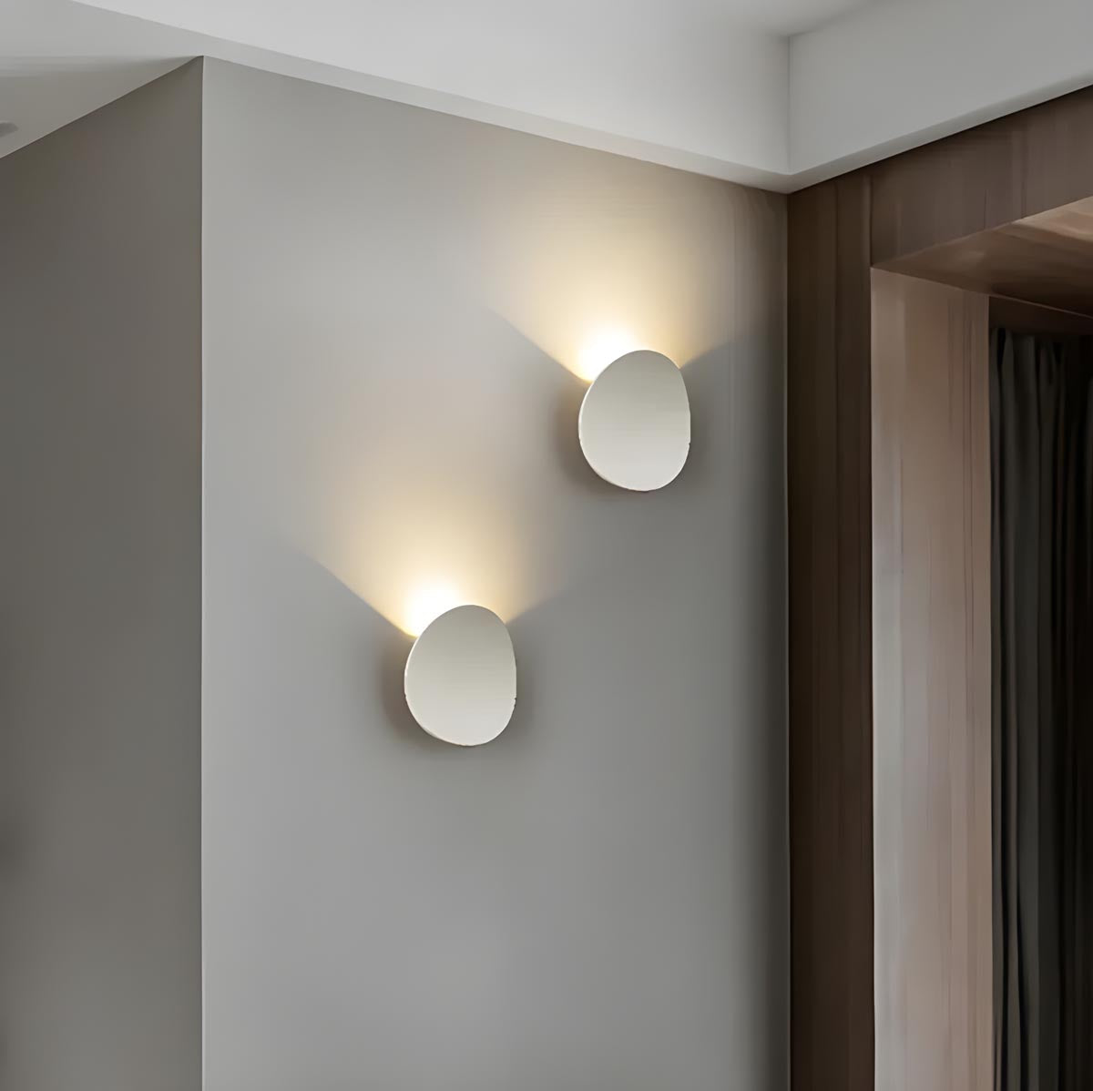 ECLIPSE – Modern Wall-Mounted Lamp