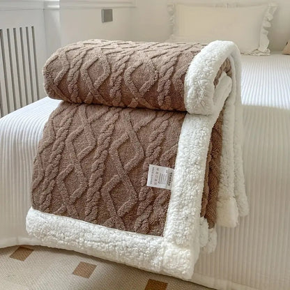 Seltyn – SnuggleSherpa Ultra-Soft Blanket