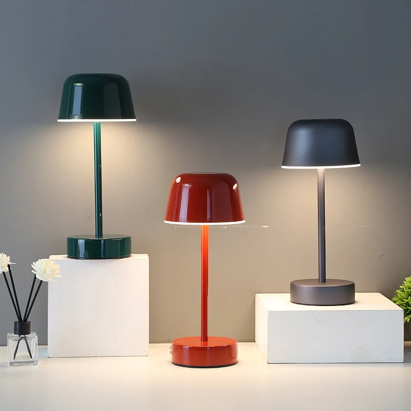 PRISMA - Cordless Pulse Flare Table Lamp