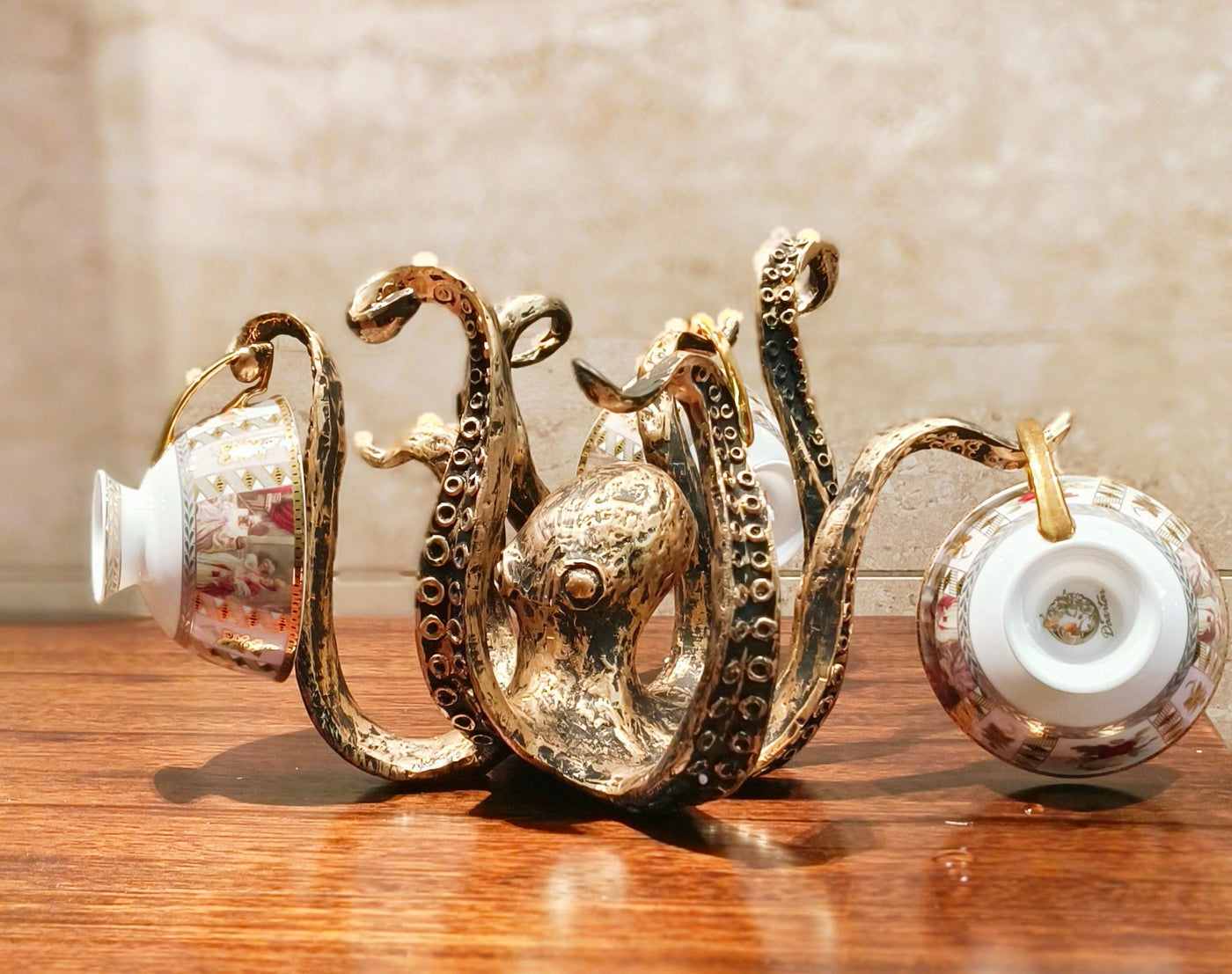 OCTAVIO - Unique Octopus Mug Holder for Nautical